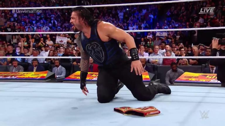 Roman Reigns Returns to RAW, Makes Big Announcement