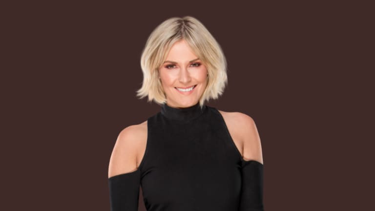 Breaking News: Renee Young To Join Raw Announce Team Full-Time