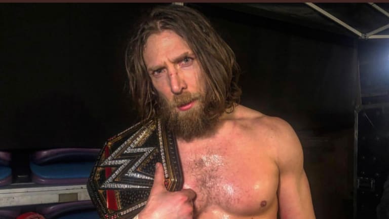 Breaking News: Daniel Bryan Becomes WWE Champion, Multiple Notes From Smackdown Live