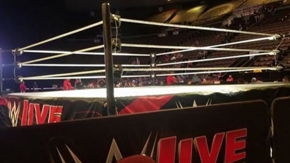 Wwe Raw Live Results 6 16 17 Edmonton Alberta Wwe Wrestling News World Wwe Raw Live Results 6 16 17 Edmonton Alberta Wwe Wrestling News World