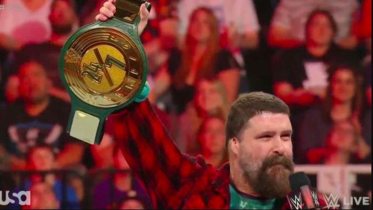 Premium News: Chaos at Raw, The 24/7 Title, What Vince is Doing to Stop AEW from Growing, Name Thrown Around for SummerSlam