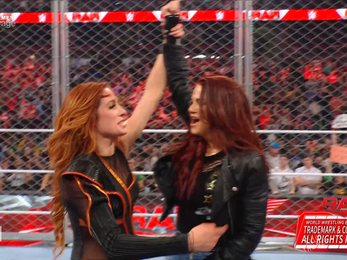 WWE Raw Preview (2/6): Becky Lynch Vs. Bayley Steel Cage Match, Elimination  Chamber Qualifying Matches