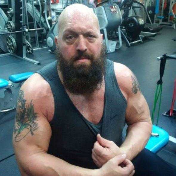 Big Show Signs MultiYear WWE Contract WWE Wrestling News World