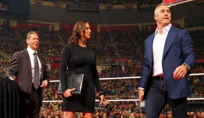 Vince McMahon, Stephanie McMahon et Shane McMahon