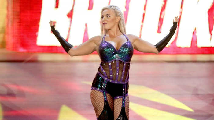 Dana_Brooke_bio - f5f84a5a733977677888d21313bfa1f2