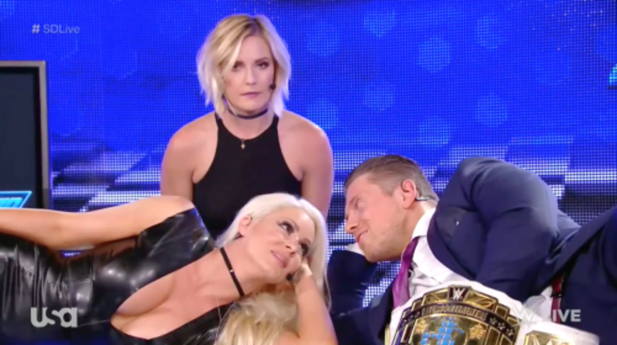 renee young figure