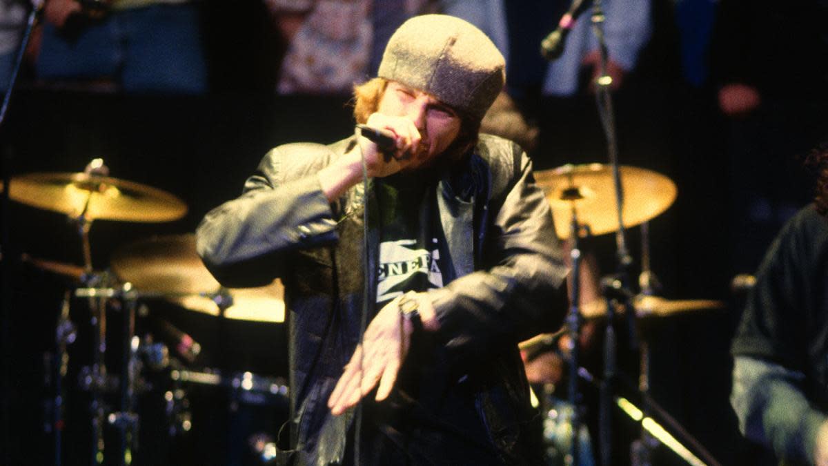 Chris Warren Lead Singer In Dx Break It Down Theme Dead At 49 Wwe Wrestling News World