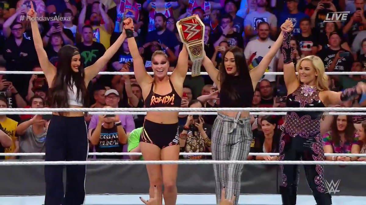 WWE Nikki Bella vs Ronda Rousey